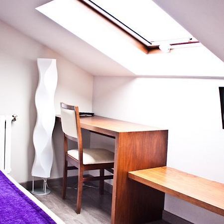 Hotel Corona De Galicia Valga Ngoại thất bức ảnh